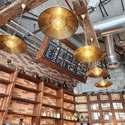 coffee-shop-menu-board-pendant-lights.webp