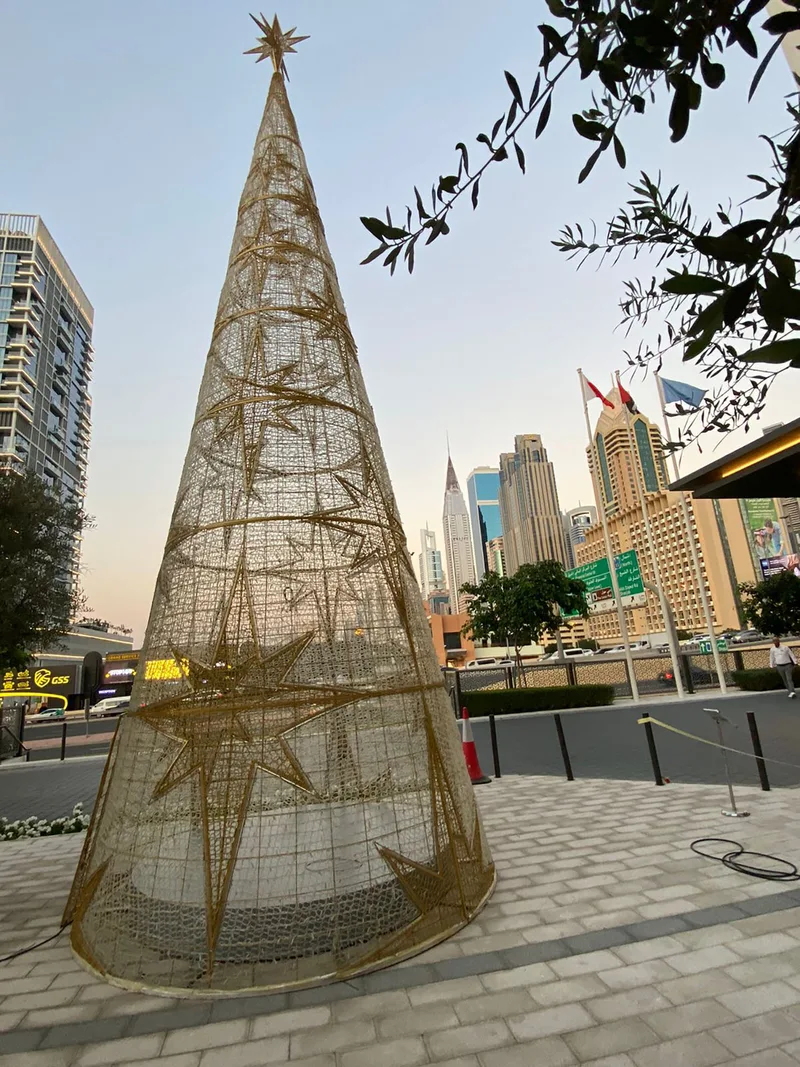 Evolution Scenic restored the open-frame conical Christmas tree with decorative star details