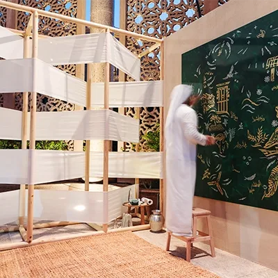 cop28-uae-live-calligraphy-artisan-display.webp