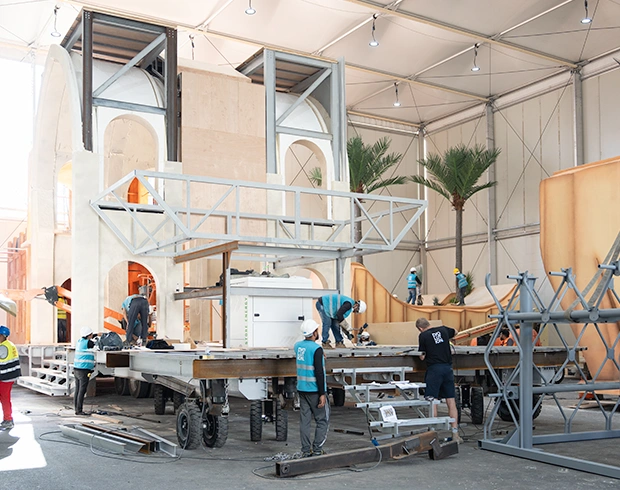 indoor-event-structure-installation-1.webp