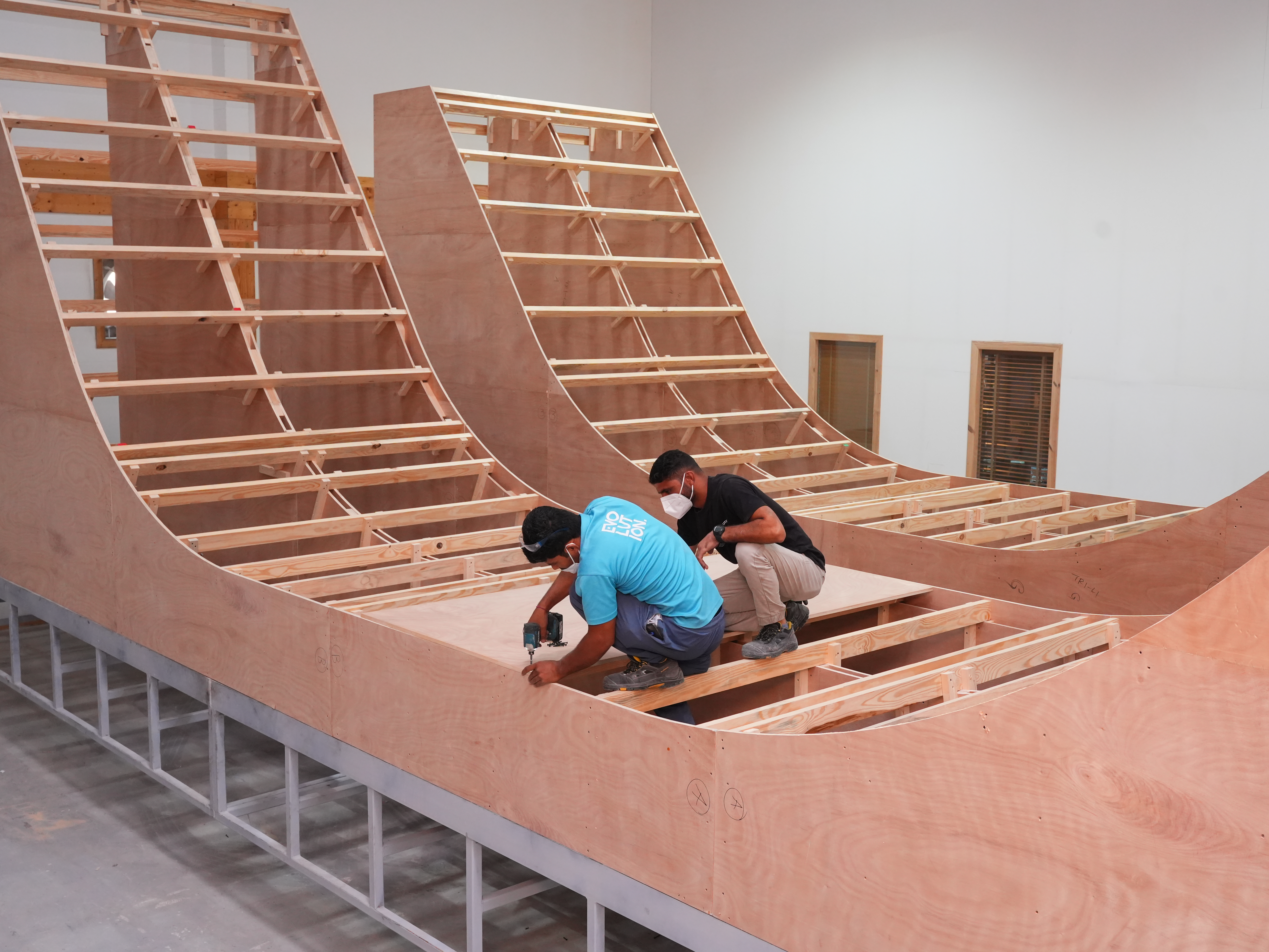 Parade float module fabricated from a planned assembly and installation methodology.