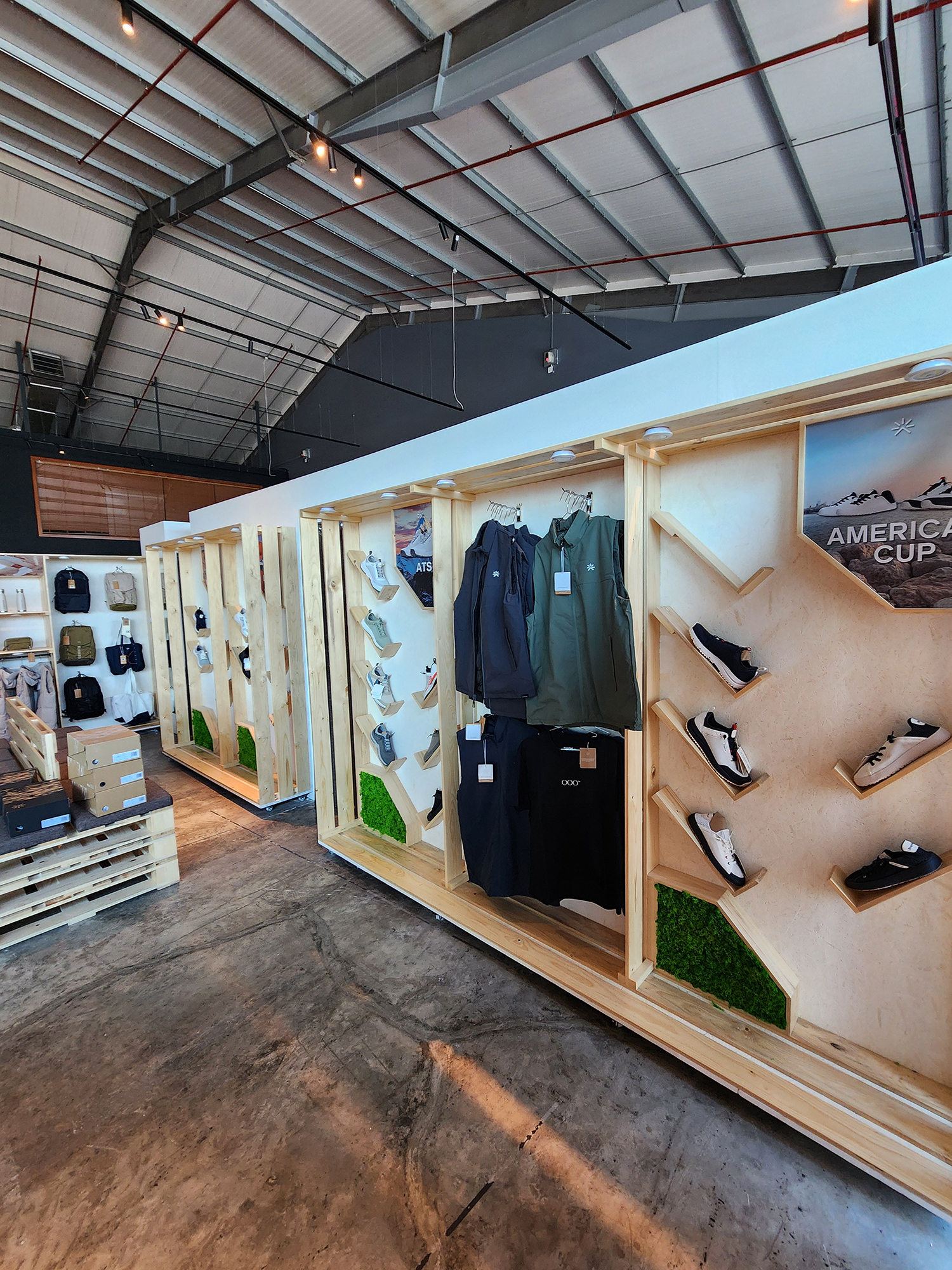 Evolution Scenic reusable scenic display system fabricated for future Tropicfeel activations.