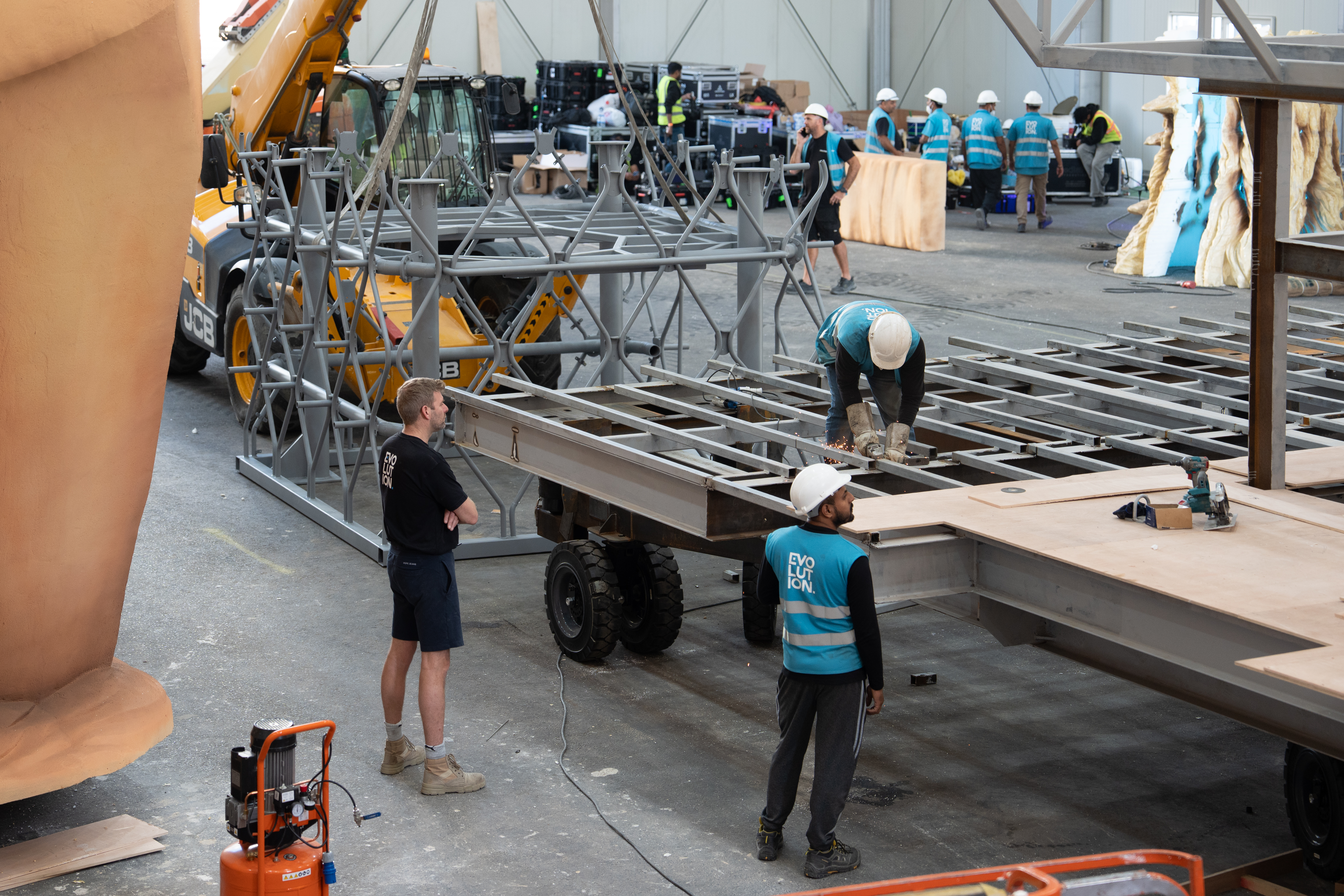 Evolution Scenic vehicle-mounted parade structure with engineered base and scenic finishes