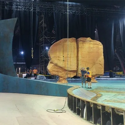 stage-scenic-boulder.webp