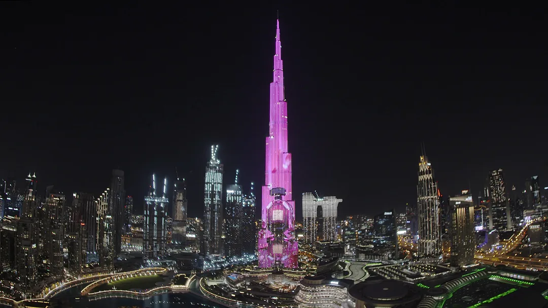 Integrated scenic fabrication and digital display elements forming the Victoria’s Secret Dubai launch installation.