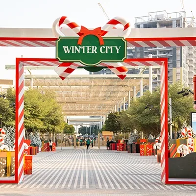 winter-city-festival-candy-cane-entrance.webp
